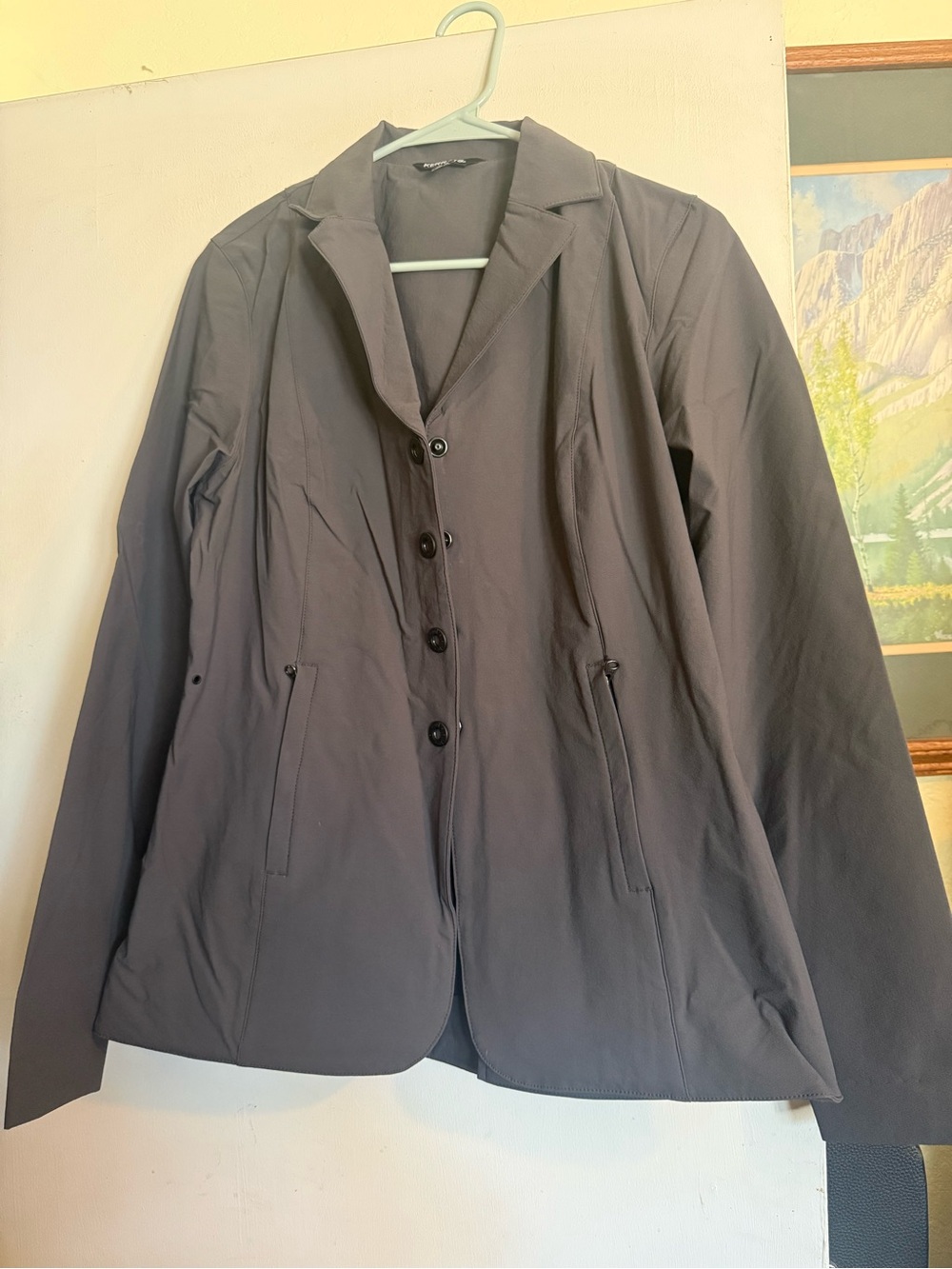 Kerrits 4 Button Show Coat in Obsidian L NWT